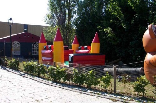 Springkussen Kasteel (rood/geel)